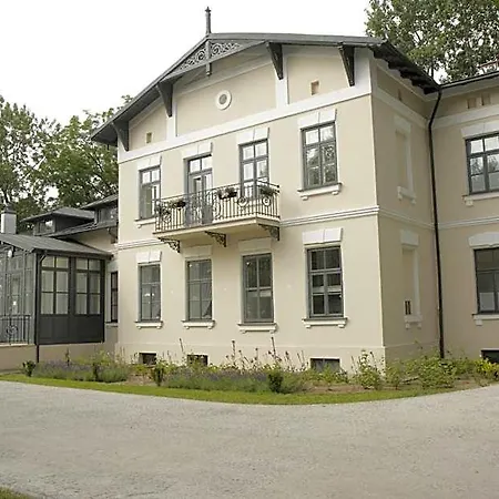 Penzion Lawendowy Dworek 3*