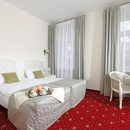 Lawendowy Dworek Penzion 3*