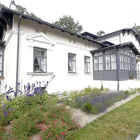 Inn Lawendowy Dworek 3*